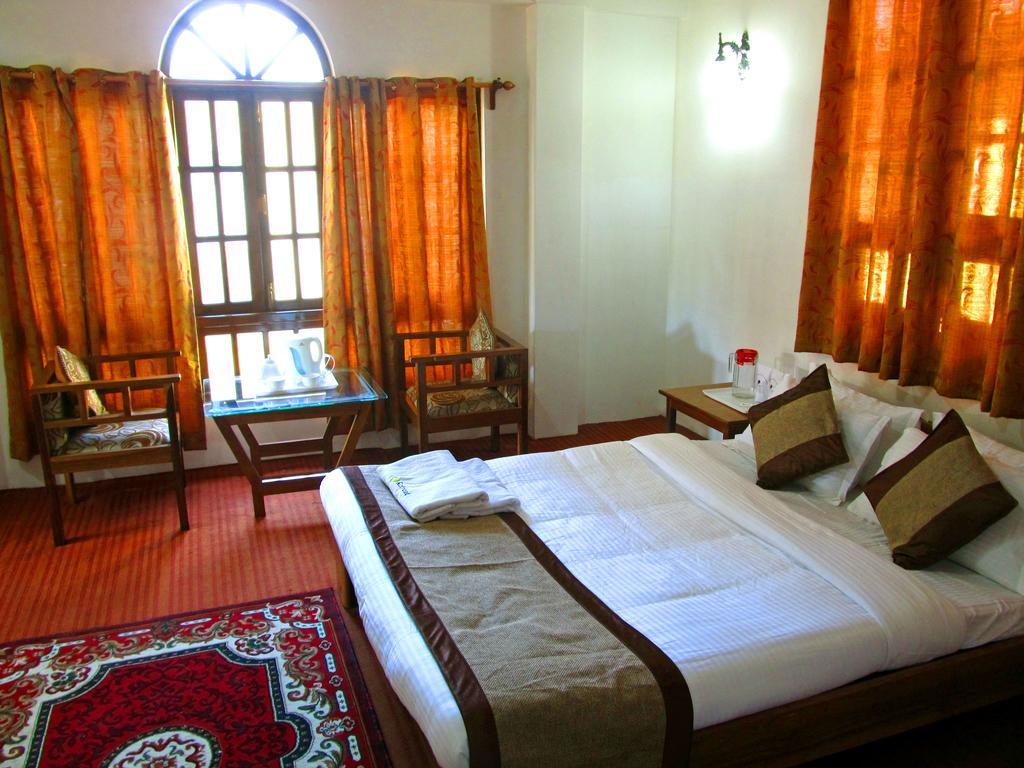 Hotel Alpine Crest Gangtok Exteriör bild