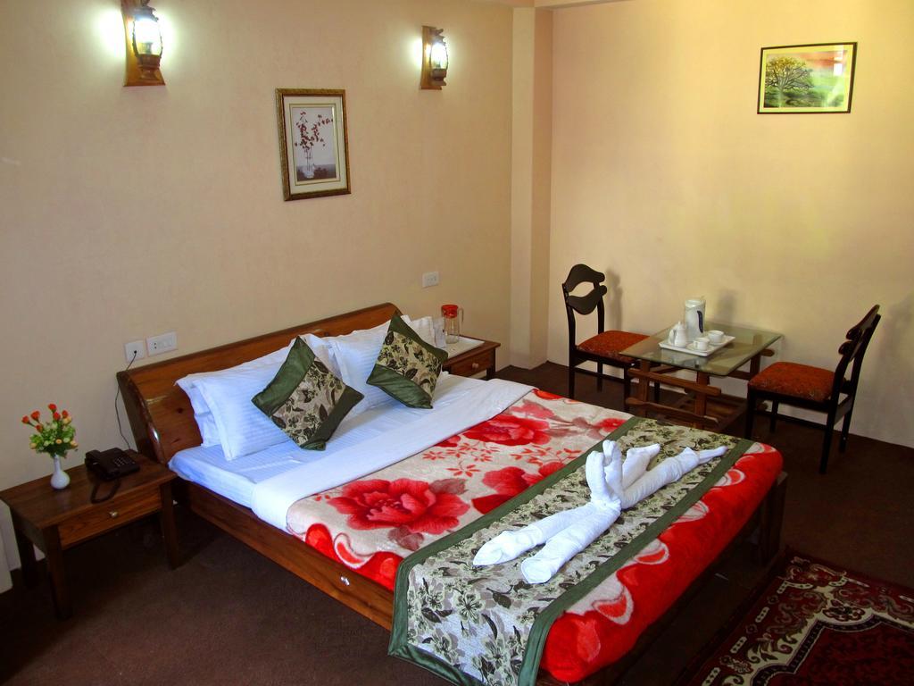 Hotel Alpine Crest Gangtok Exteriör bild