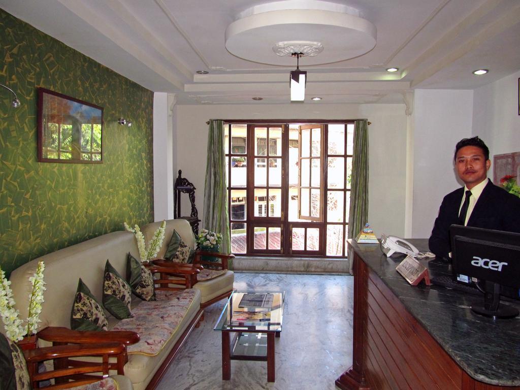 Hotel Alpine Crest Gangtok Exteriör bild